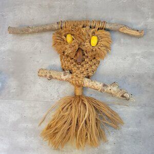 Vintage Macrame Owl Wall Hanging Boho 1970s Rustic Jute Yarn Wood Handmade Decor